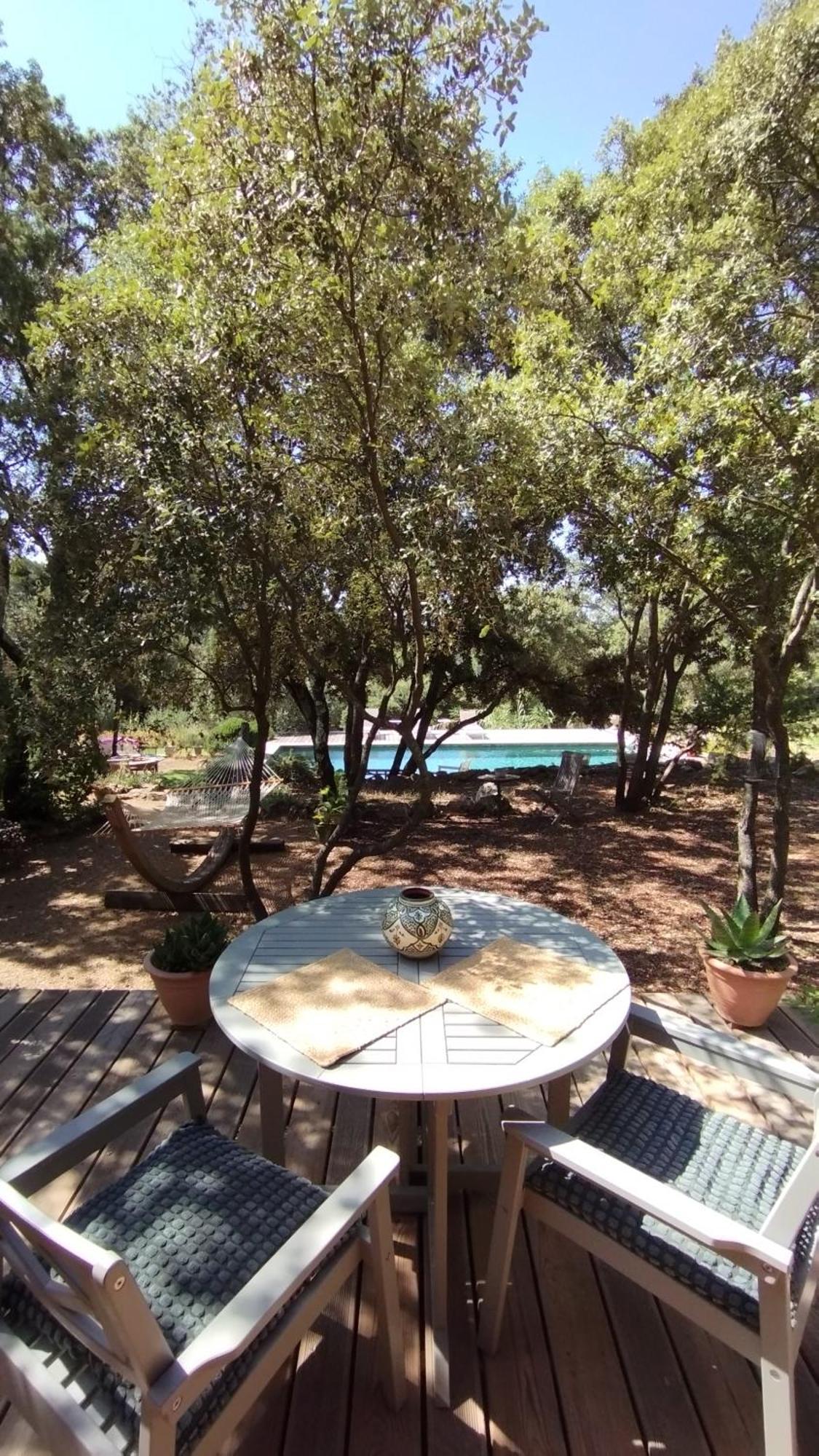 La Bergerie Des Colles Bed & Breakfast Entrecasteaux Dış mekan fotoğraf