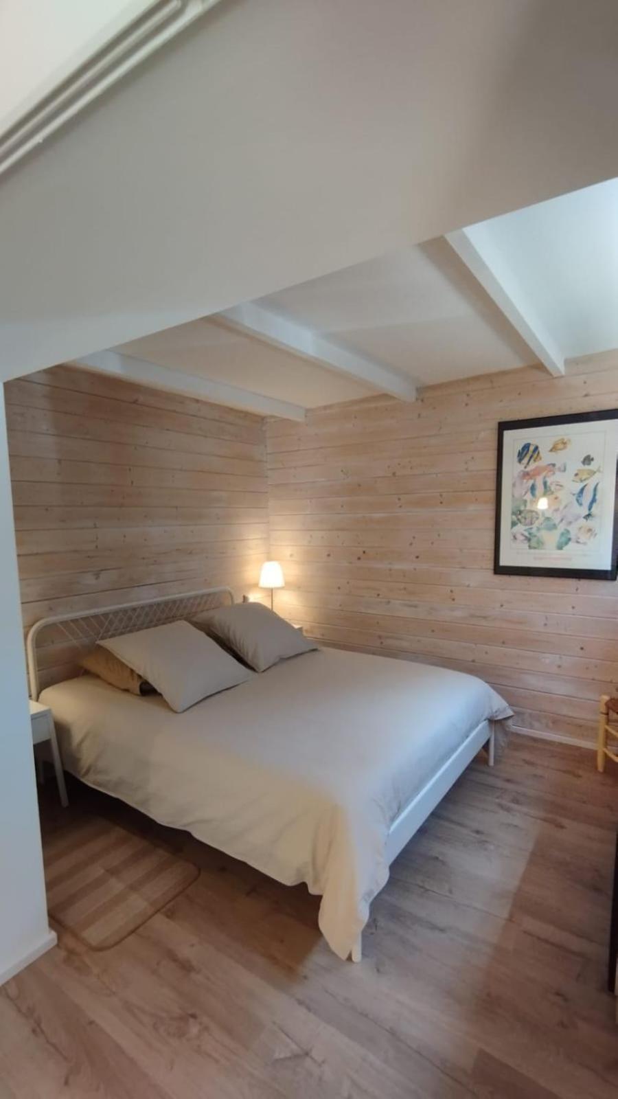 La Bergerie Des Colles Bed & Breakfast Entrecasteaux Dış mekan fotoğraf