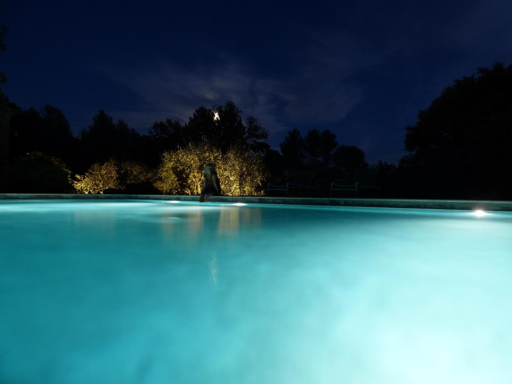 La Bergerie Des Colles Bed & Breakfast Entrecasteaux Dış mekan fotoğraf